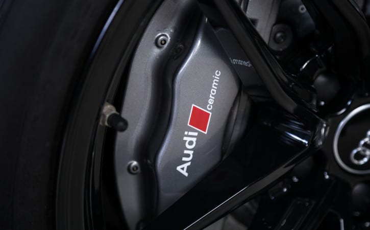 Audi-Ceramic-Calipers-GVE-London-CALIPER-COLOUR-CHANGE-SERVICE-Customise