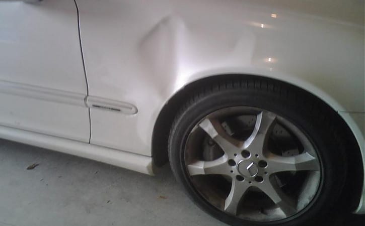 Mercedes-GVE-London-SUPERCAR-BODYSHOP-DENT-REMOVAL
