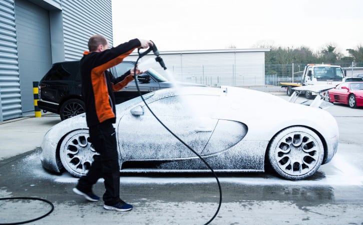 Bugatti-Veyron-GVE-London-SUPERCAR-MAINTENANCE-&-WASH-SERVICES