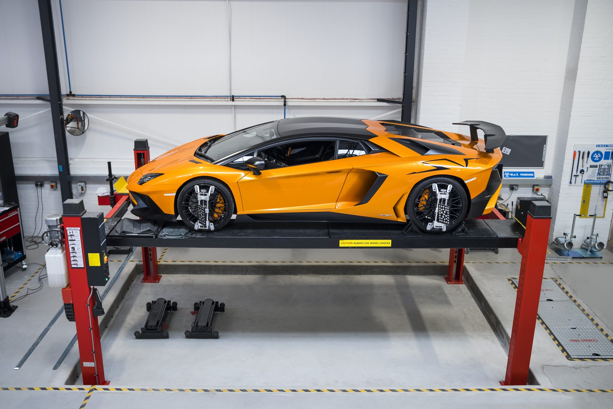 Step-by-Step Guide to Removing a Custom Exhaust Safely