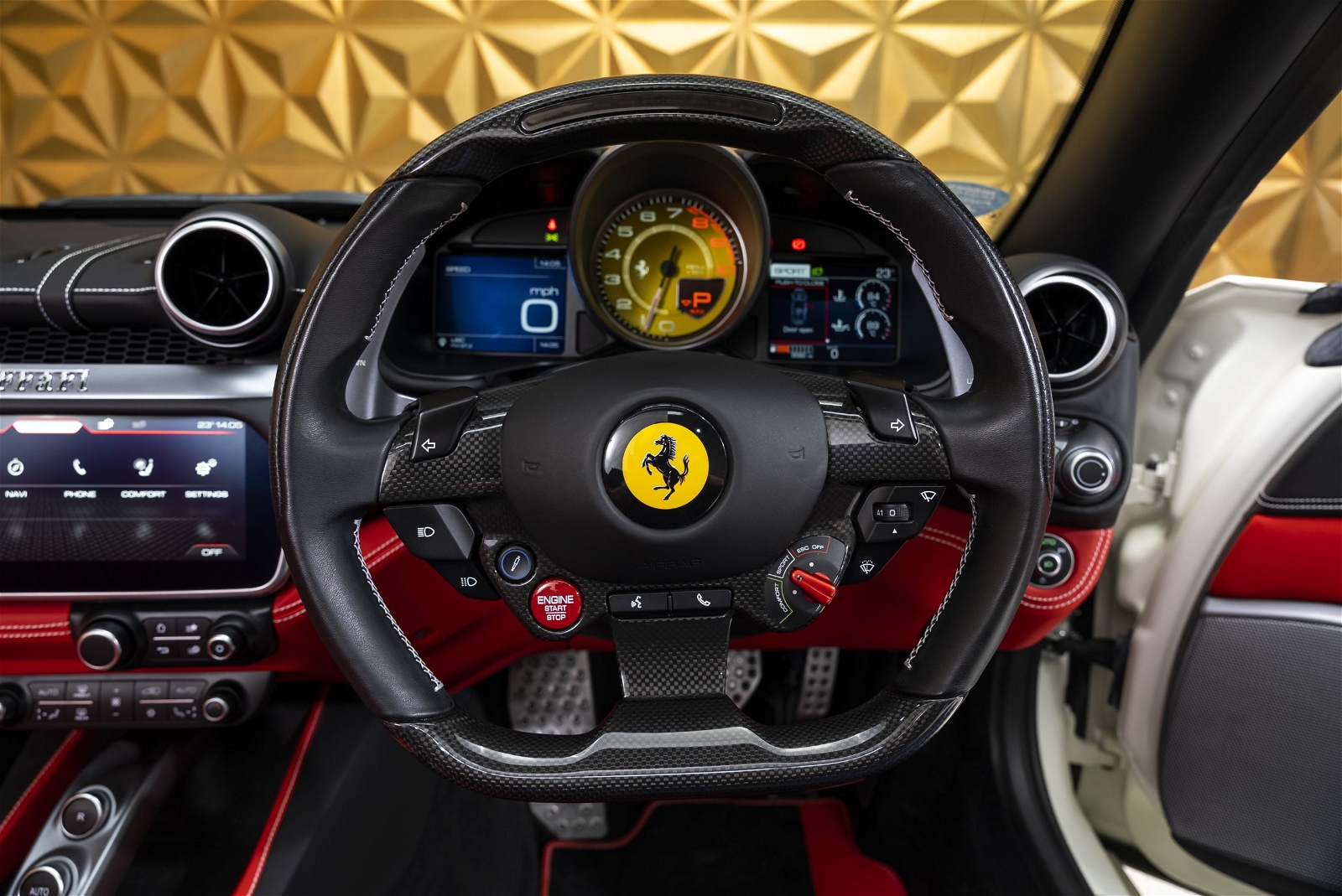 Gvelondon Ferrari Portofino - Gvelondon