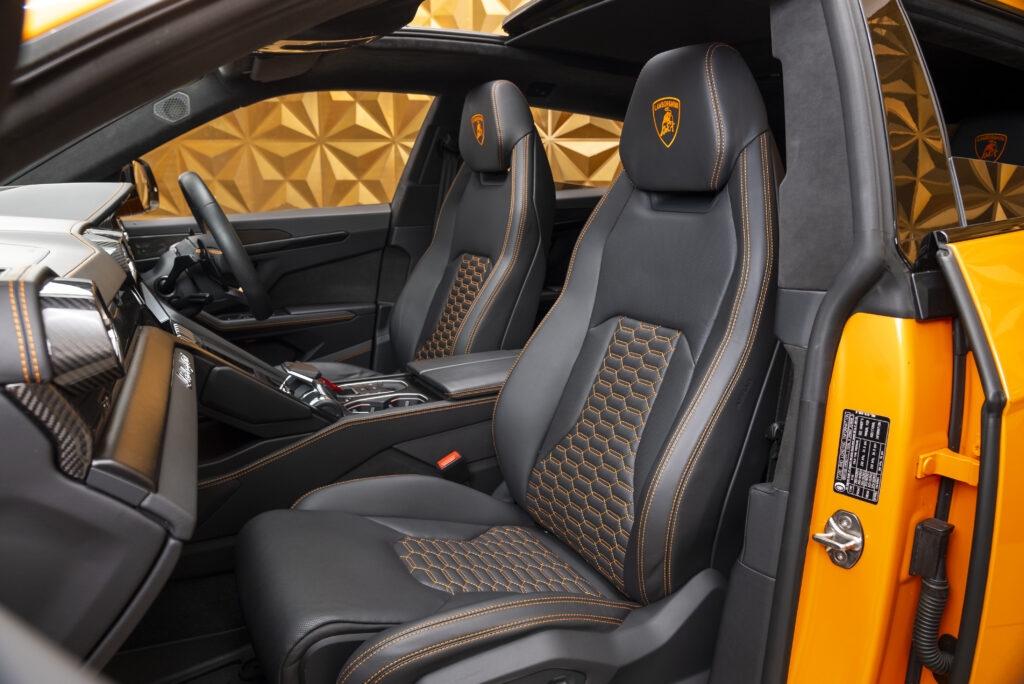 7 Different Ways to Customise your Lamborghini Aventador