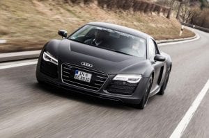 audi r8 e tron 2015 001 300x199 1