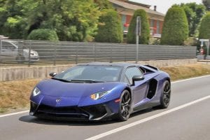 lamborghini aventador 300x200 1