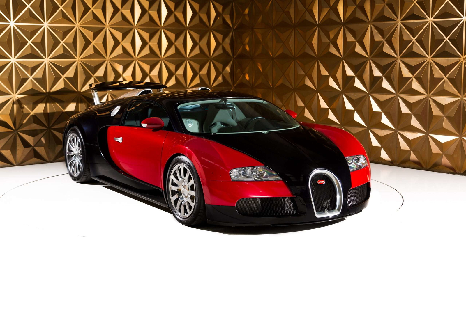 Bugatti Veyron 16.4