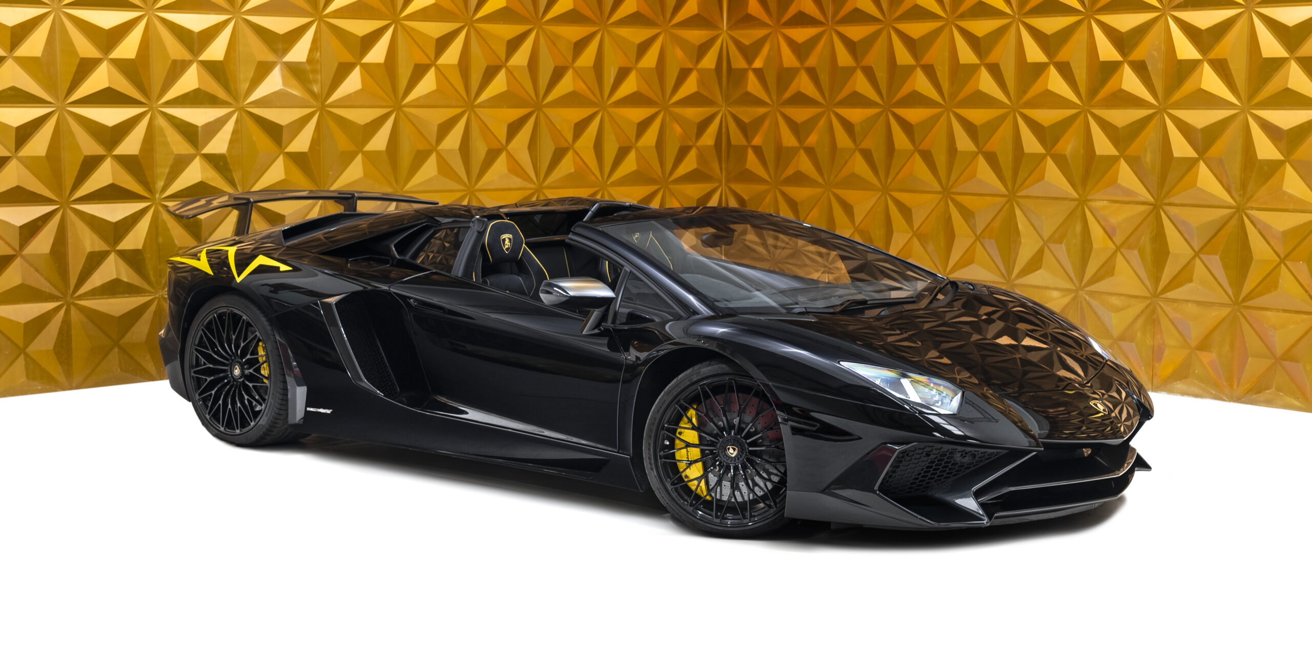 Lamborghini Aventador SV Roadster