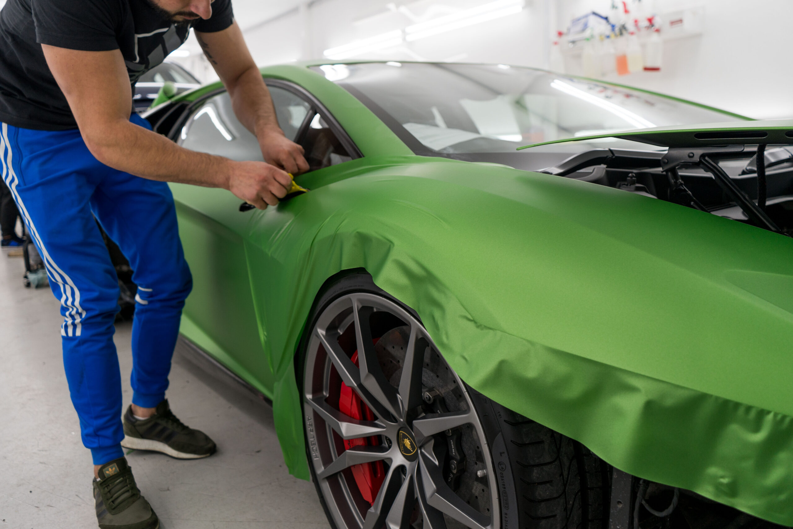 Materials Used in Supercar Wrapping