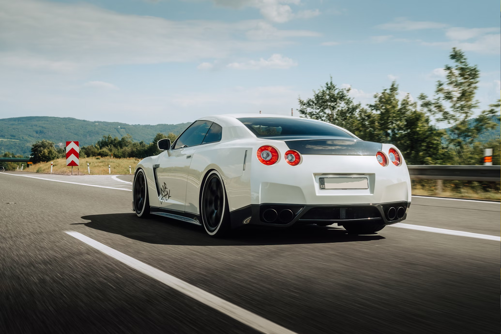 How to Put Nissan GTR Into Neutral