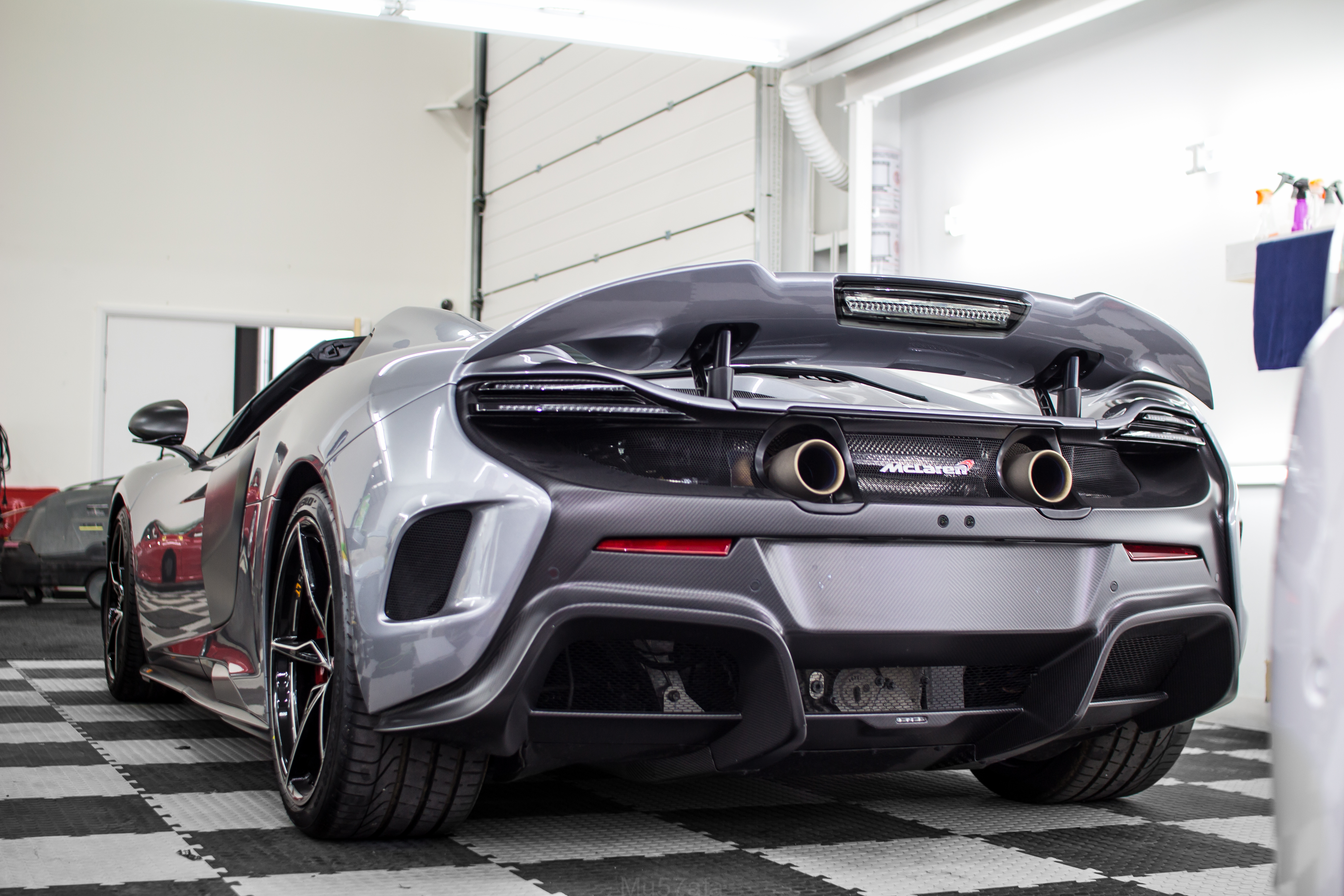 How Do Advanced Diagnostics Work in the McLaren GTS