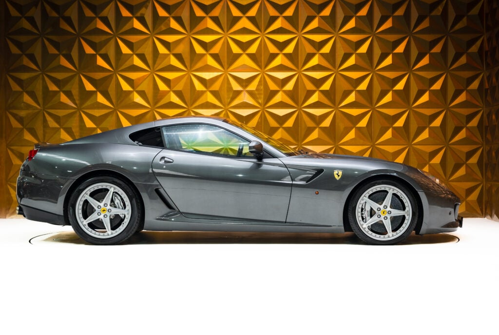 アイドロン 1/43 フェラーリ 599 GTB FIORANO HGTE Spark 1:43 Ferrari 599 GTB Fiorano specialmodel IAA