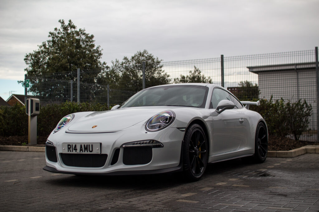 The Best Way to Sell Your Luxury Car Quickly & Securely