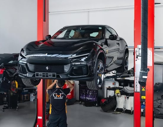 Ferrari Servicing Mot
