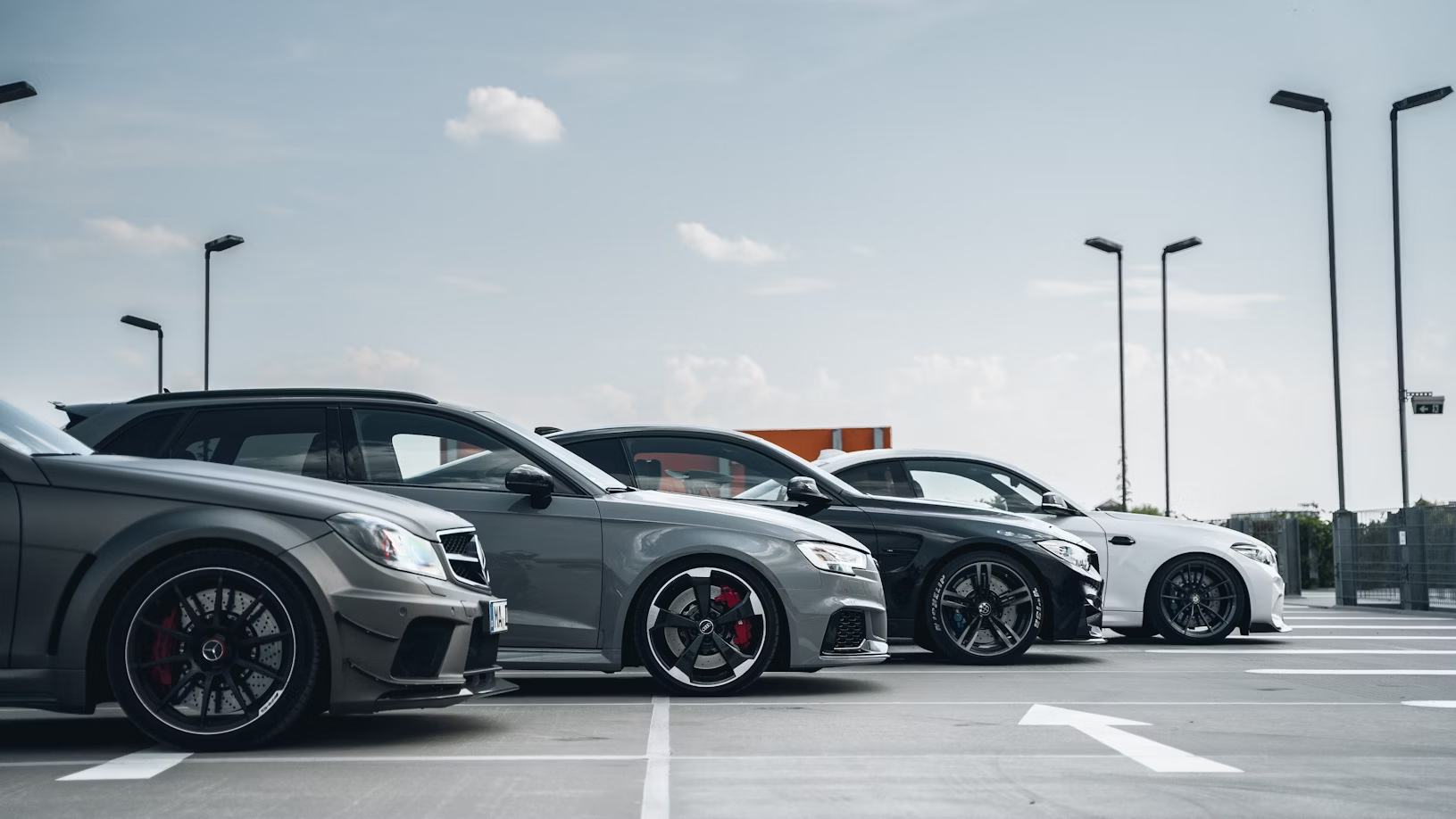 How to Minimise Risk When Importing High-Value Cars from the UK to Sri Lanka