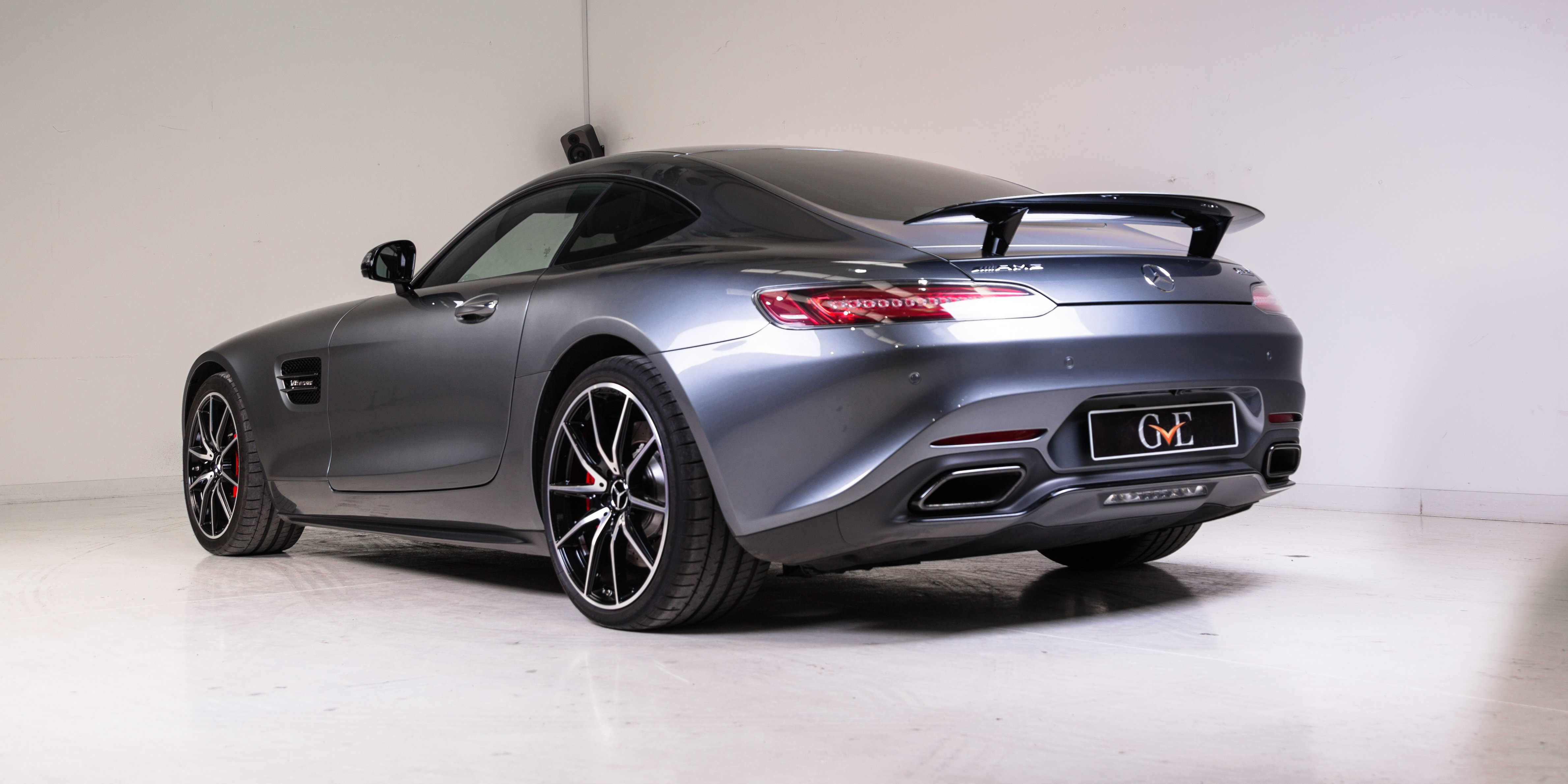 How Professional Car Sourcing Saves You Time, Money & Stress