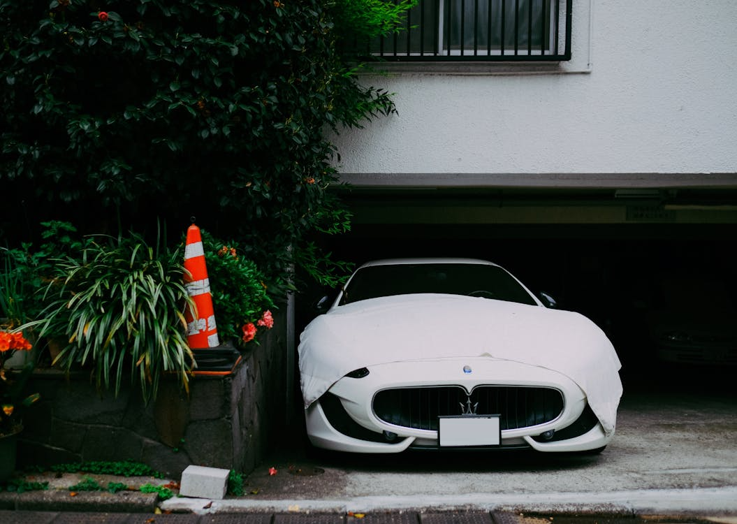 Essential Engine Maintenance Tips for Maserati Grecale