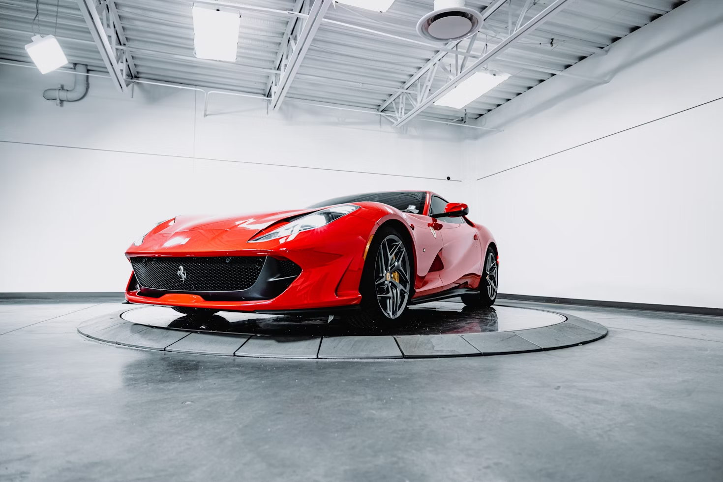 How to Choose a Body Repair Centre for Your Ferrari GTS
