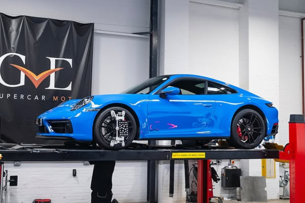 Porsche Servicing