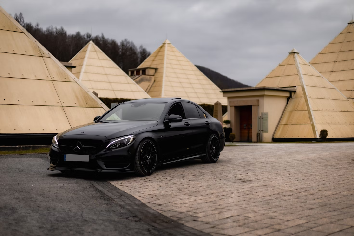 Why Regular Car Servicing is Essential for the Mercedes AMG E 53 Hybrid